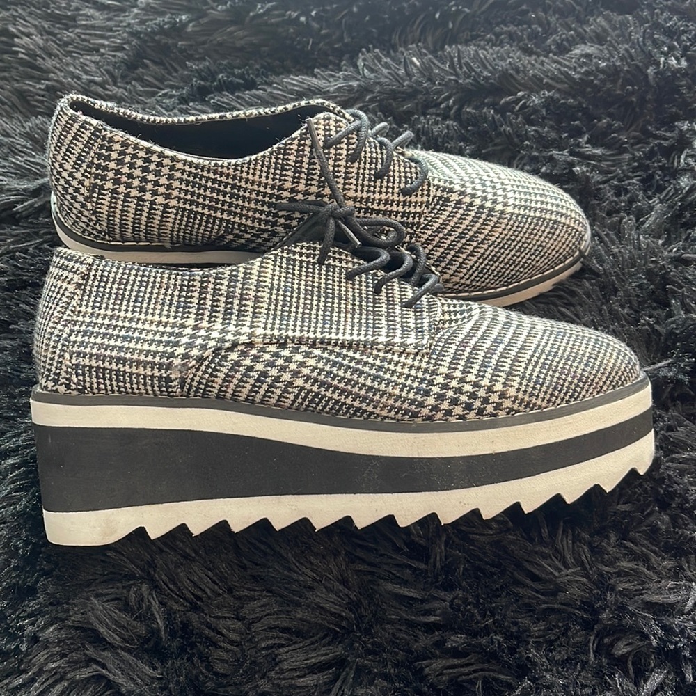 Madden Girl Oxford Platform SZ 9.5